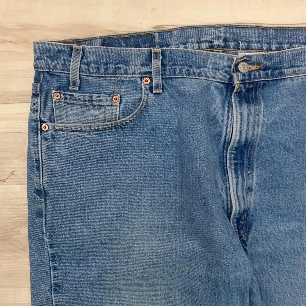 Vintage 1990s Levis 550 Distressed Work Jeans Blue Mens 44x32 Relaxed Fit
